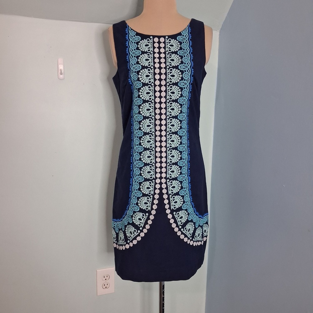 Lilly Pulitzer VTG Y2K Embroidered 
Shift Dress Sleeveless Cotton SZ 4
Preppy
